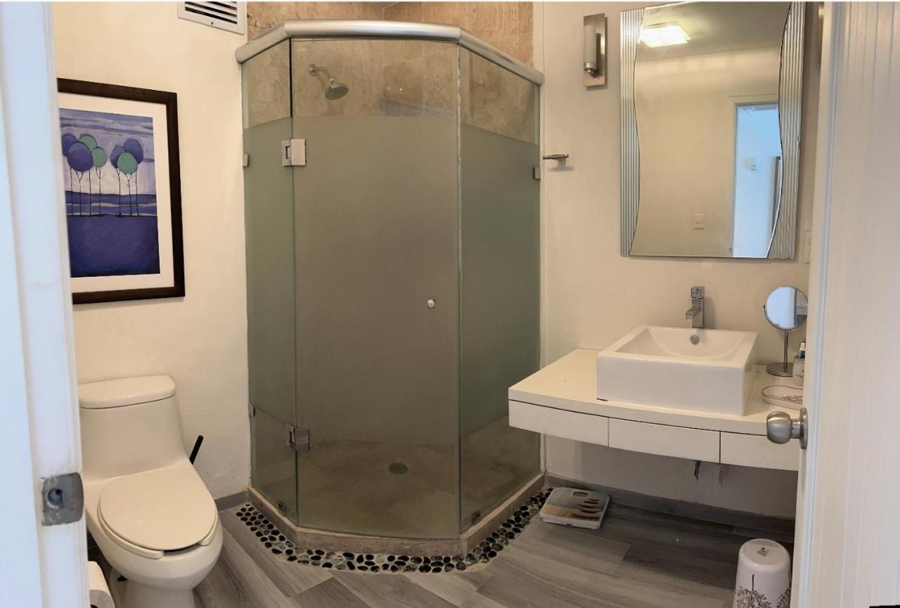 Oceanfront Condo At Unique Location Cancún Eksteriør billede