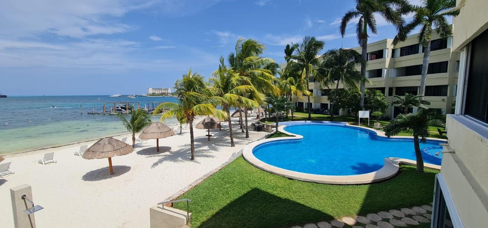 Oceanfront Condo At Unique Location Cancún Eksteriør billede