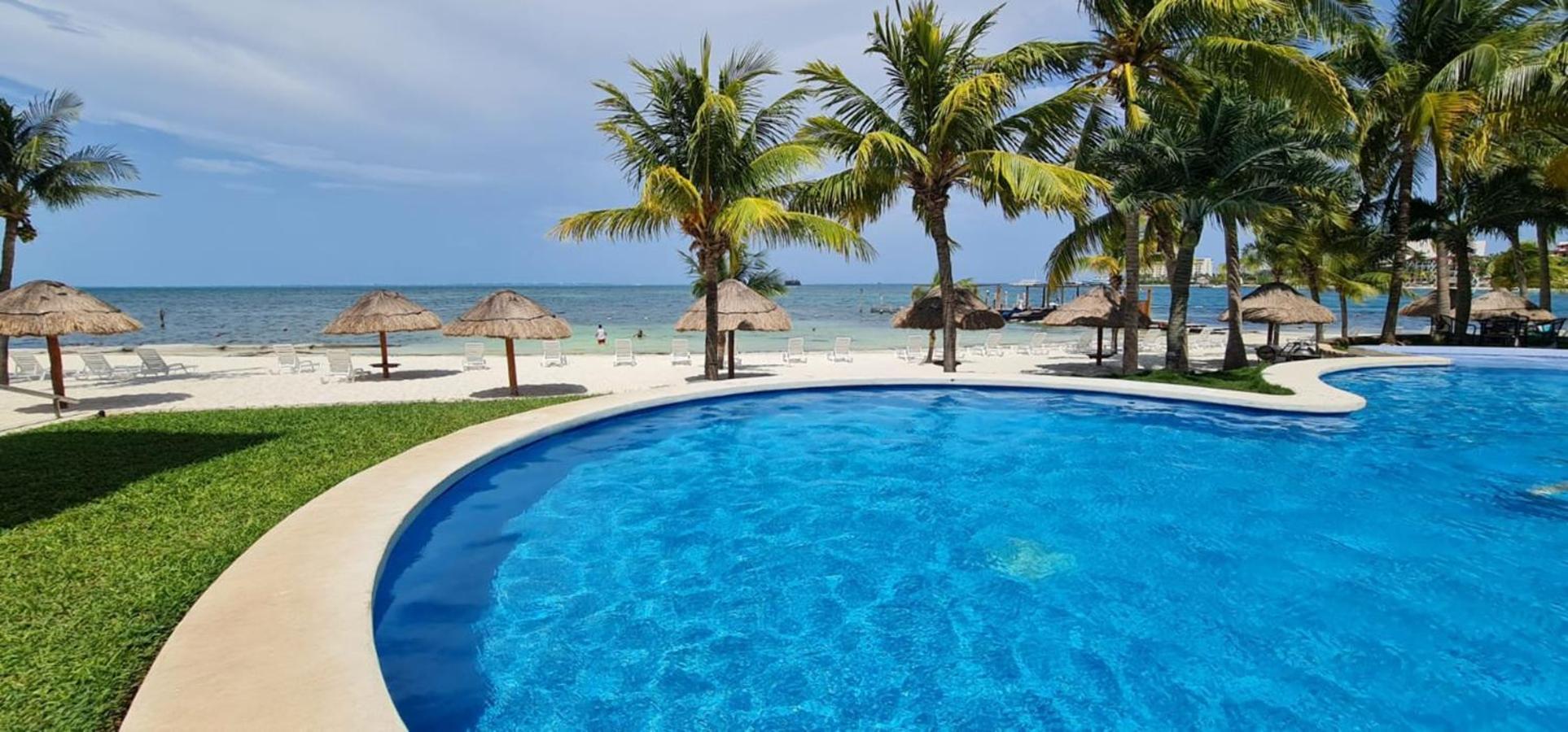 Oceanfront Condo At Unique Location Cancún Eksteriør billede